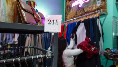 Imagen de archivo de una tienda de segunda mano en Málaga. EFE/Jorge Zapata.